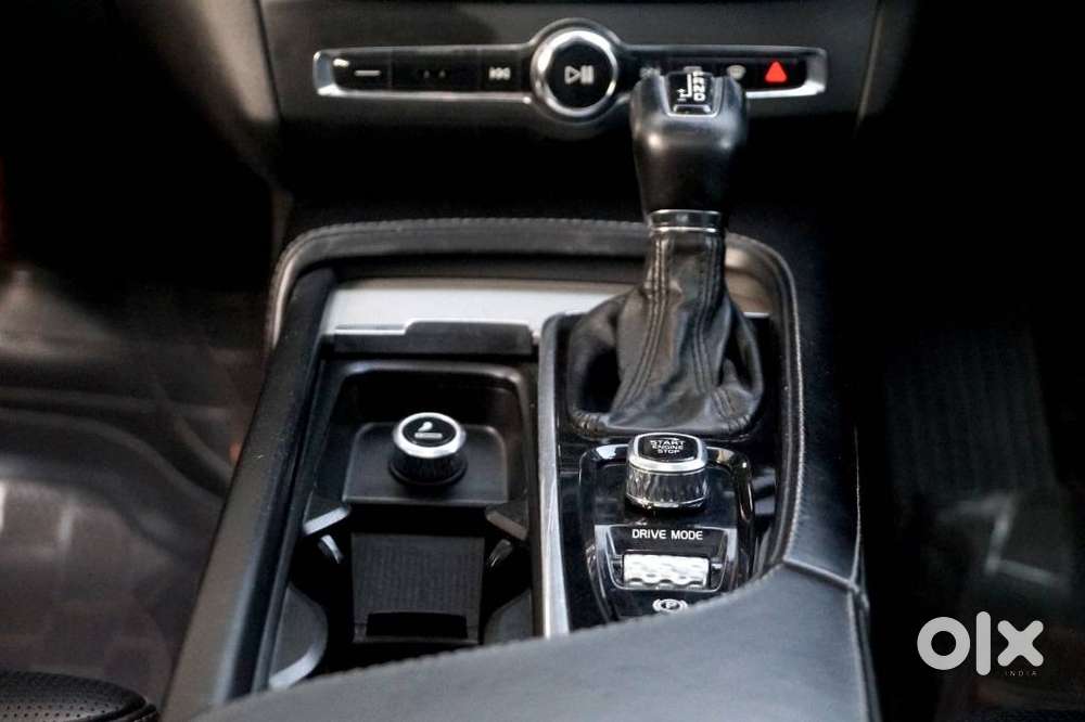 Volvo V 90 Cross Country D5, 2019, Diesel