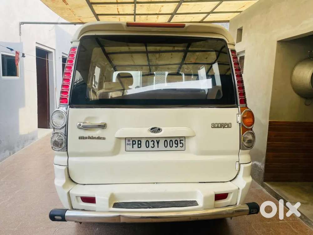 Mahindra Scorpio 2012 Diesel 100000 Km Driven