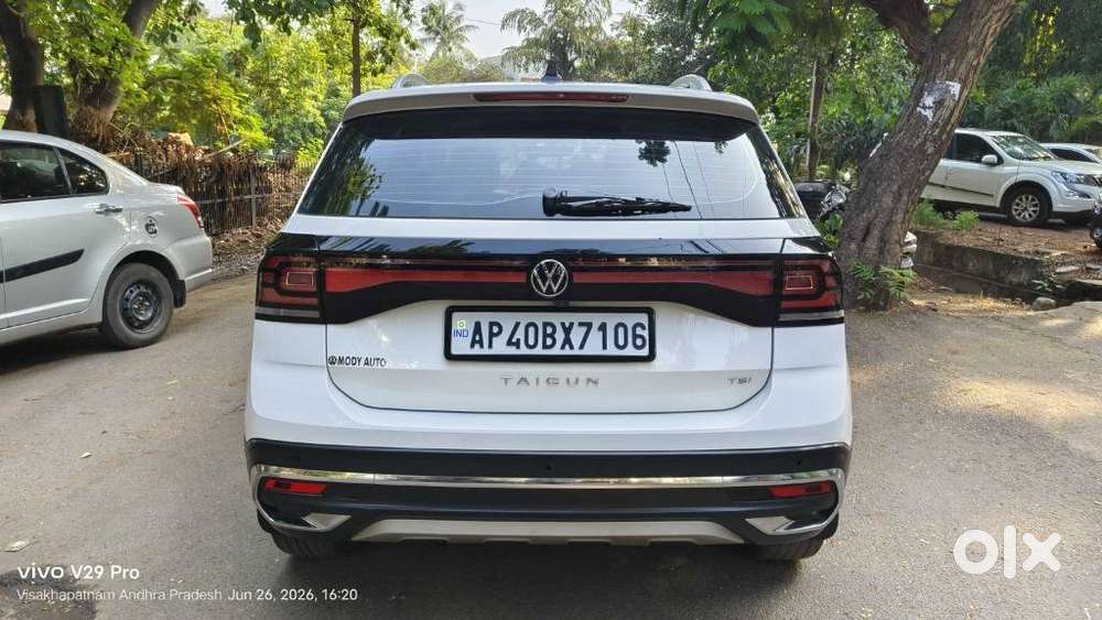 Volkswagen Taigun 1.0 Tsi Topline, 2022, Petrol