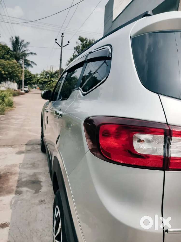 Renault Triber Car Good Condition