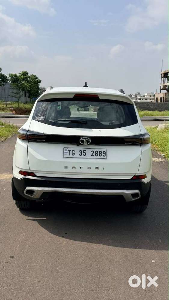 Tata Safari 2.0 Kryotec Xza Plus (o) 6s Red Dark Edition, 2023, Dies..