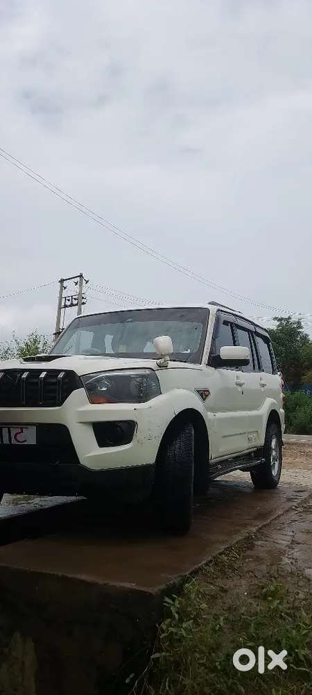 Mahindra Scorpio Classic 2011 Diesel Manual