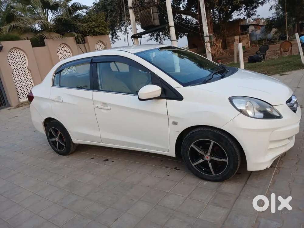 Honda Amaze 2014