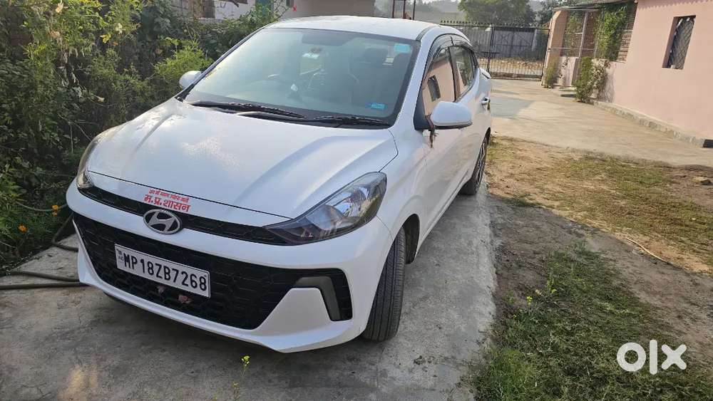 Hyundai Aura 2023 Petrol 36000 Km Driven Under Warranty