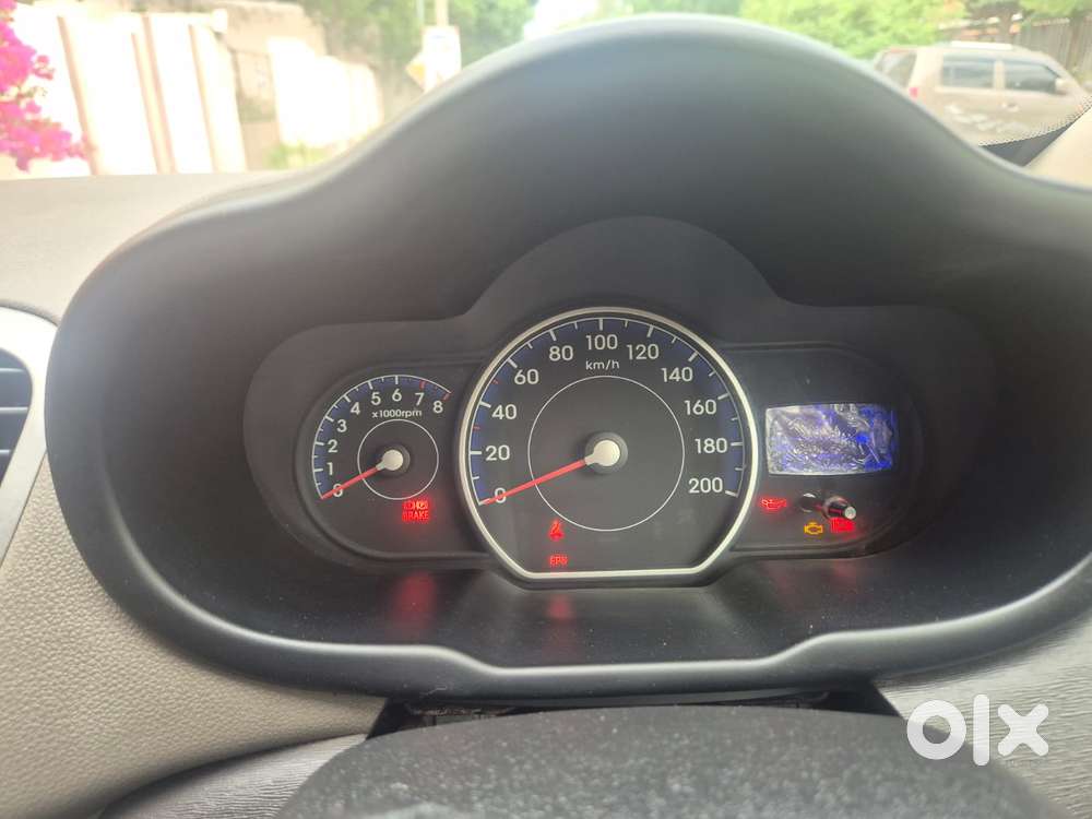 Hyundai I10 Sportz At, 2011, Petrol