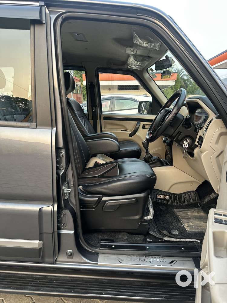 Mahindra Scorpio Classic 2.2 S 11 Mt 7 Str, 2024, Diesel