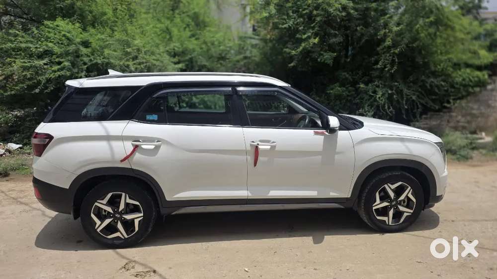 Hyundai Alcazar 2023 With Manual Transmission