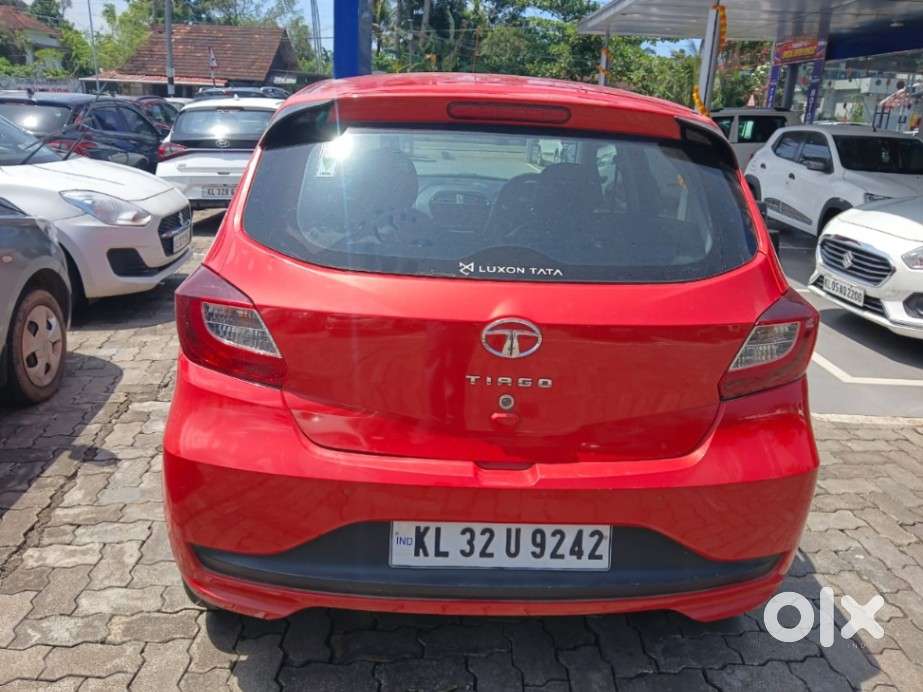 Tata Tiago 1.2 Revotron Xt (o), 2023, Petrol