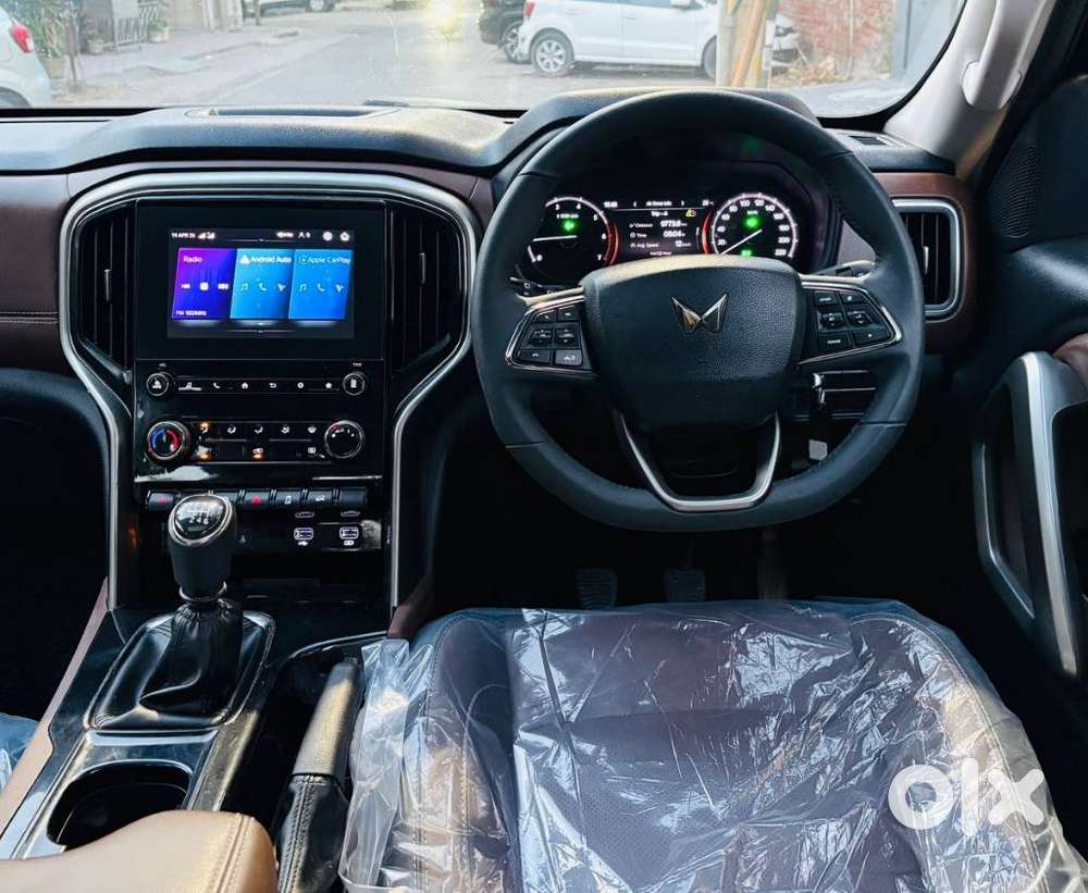 Mahindra Scorpio N Z8 Petrol Mt 7 Str, 2025, Petrol