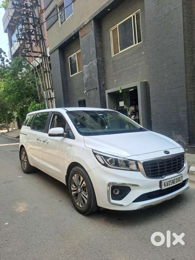 Kia Carnival Premium 8 Str, 2022, Diesel