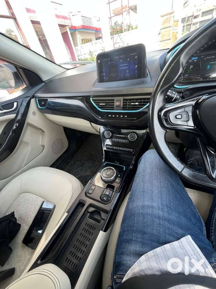Tata Nexon Ev Max 2023 Electric 47700 Km Driven