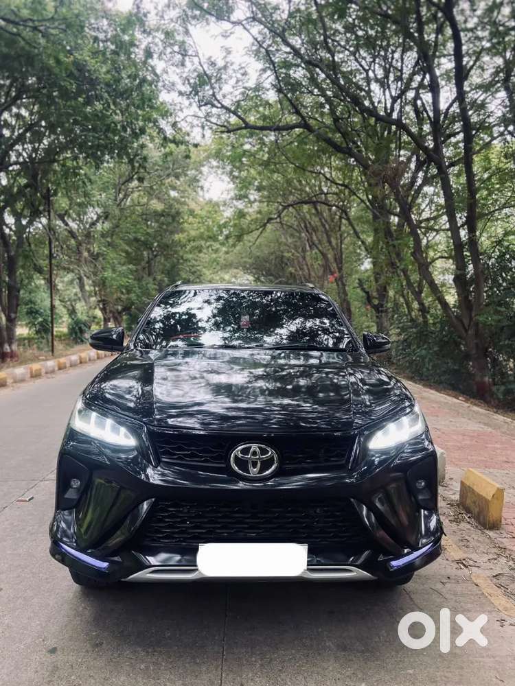 Toyota Fortuner Converted To  Legender 2011