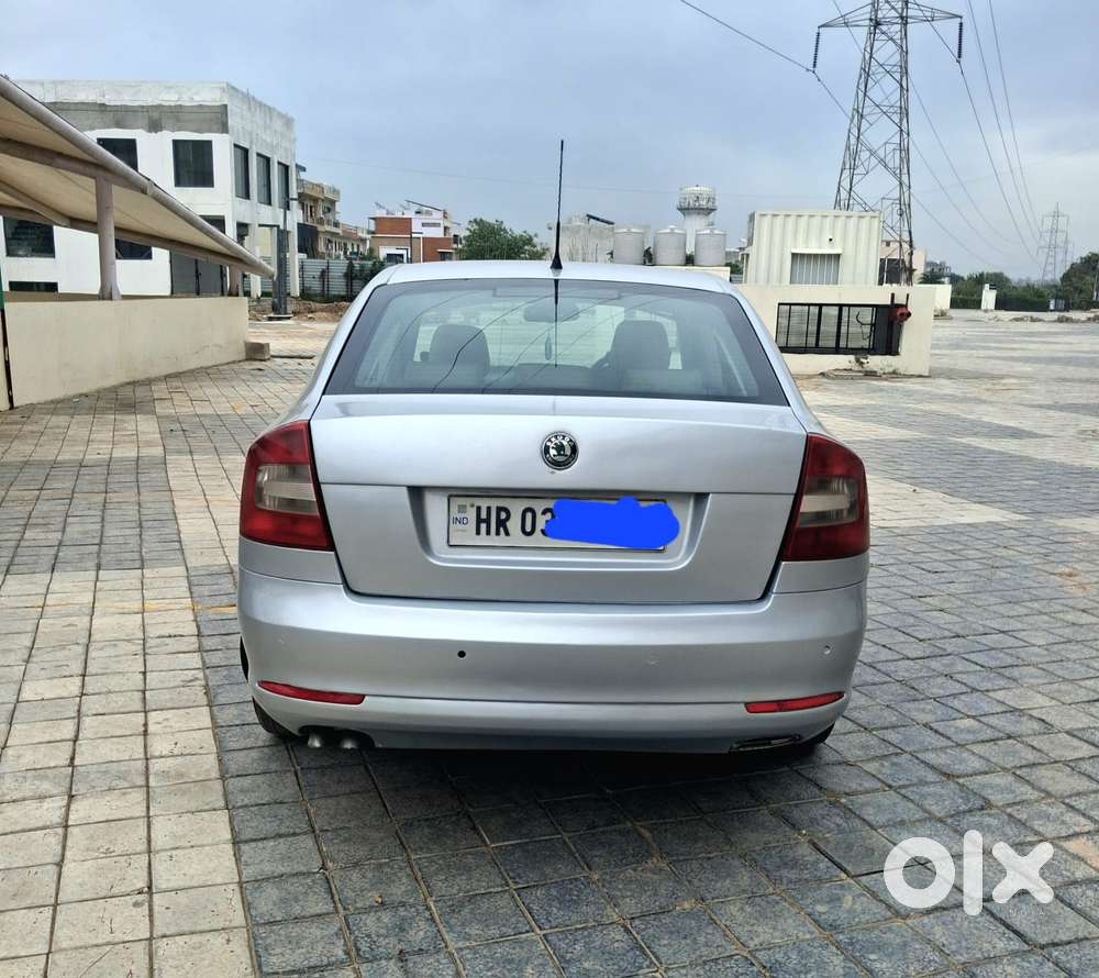 Skoda Laura 1.9 Tdi At Ambiente, 2010, Diesel