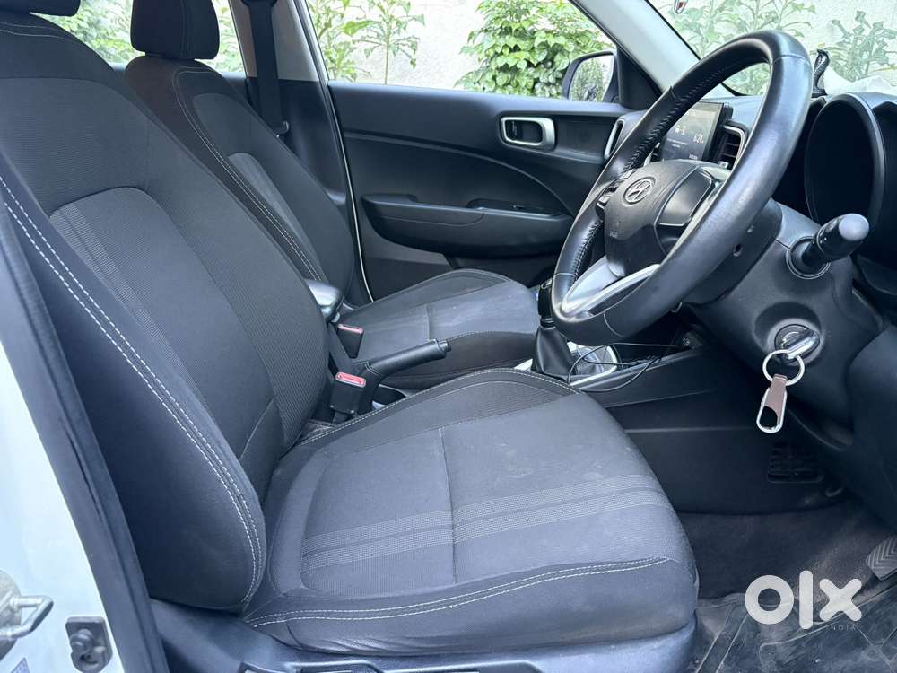 Hyundai Venue 1.2 S Plus, 2022, Petrol