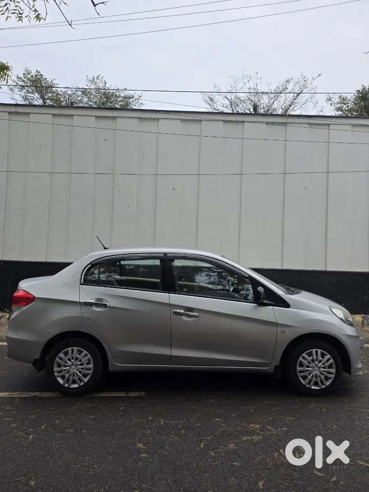 Honda Amaze 2013 Petrol 70000 Km Driven