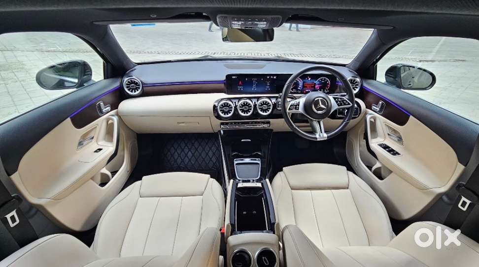 Mercedes-benz A-class Limousine 200, 2024, Petrol