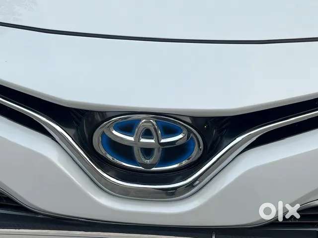 Toyota Camry Hybrid, 2021, Petrol