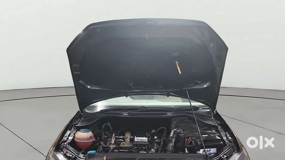 Volkswagen Vento Petrol Highline At, 2016, Petrol