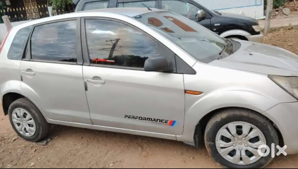 Ford Figo 2012 Diesel Ac Working Touch Screen With Subwoofer,
