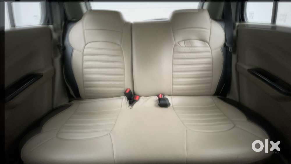 Maruti Suzuki Celerio Zxi Optional Amt, 2017, Petrol