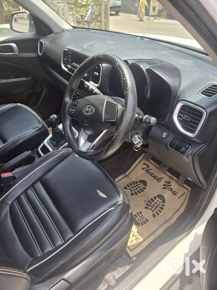 Hyundai Venue 2019 Cng Pass 1st Owner
