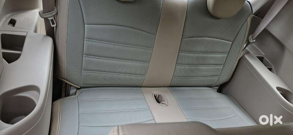 Maruti Suzuki Ertiga Vdi, 2015