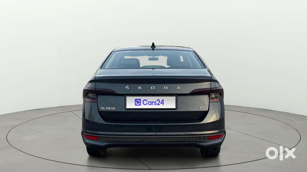 Skoda Slavia Ambition 1.5l Tsi Mt, 2023, Petrol