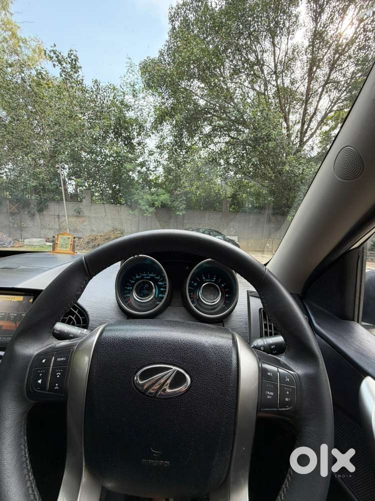 Mahindra Xuv500 Diesel 2018 W9 Automatic 74900km With Service Records