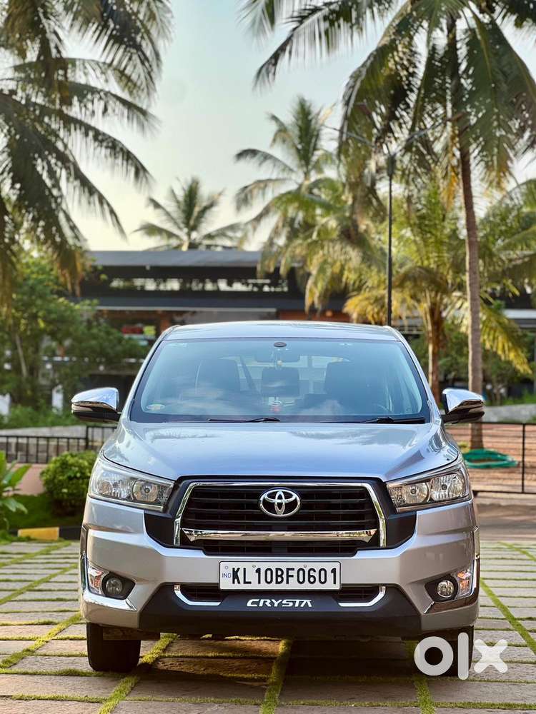 Toyota Innova Crysta 2.4 G Mt 7 Str, 2016, Diesel