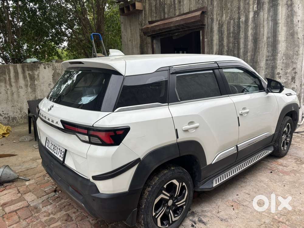 Maruti Suzuki Brezza Vxi 2023