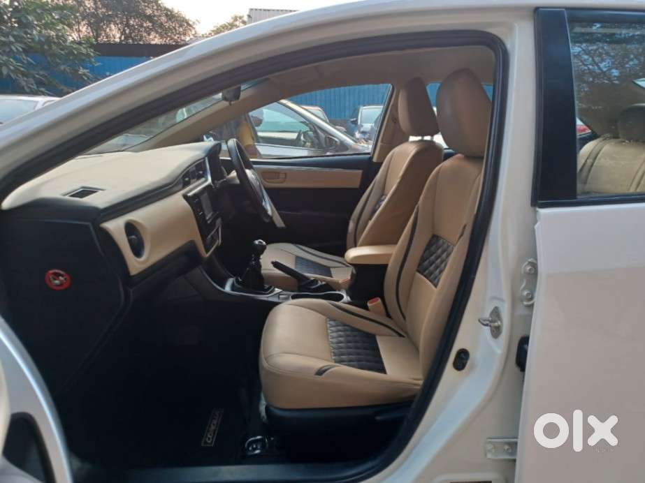 Toyota Corolla Altis 2013-2017 D-4d J, 2017, Diesel