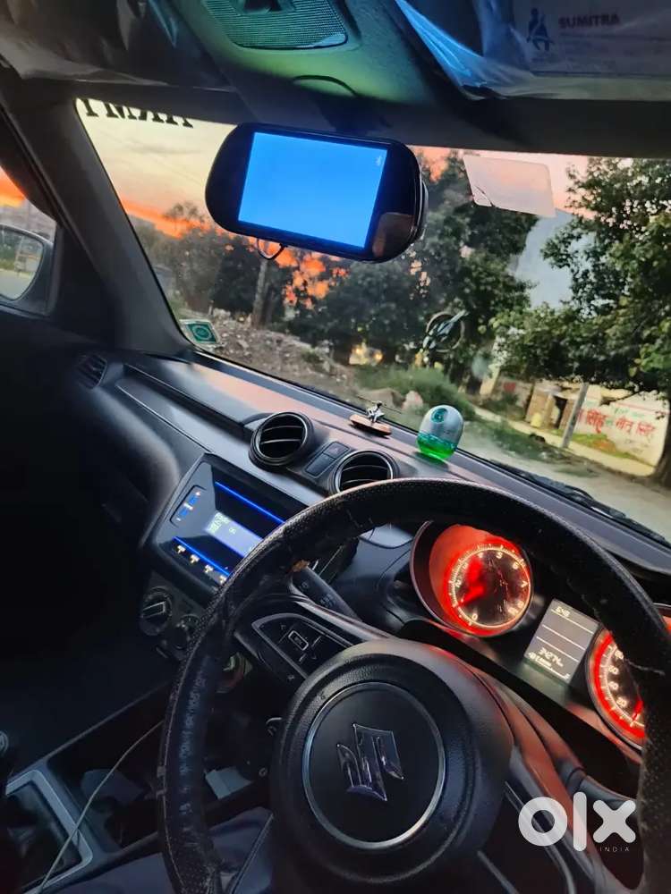 Maruti Suzuki Swift 2022 Petrol 33000 Km Driven