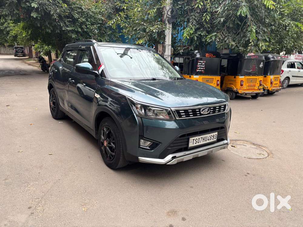 Mahindra Xuv300 W6, 2021, Petrol