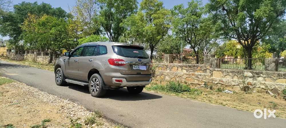 Ford Endeavour 2020