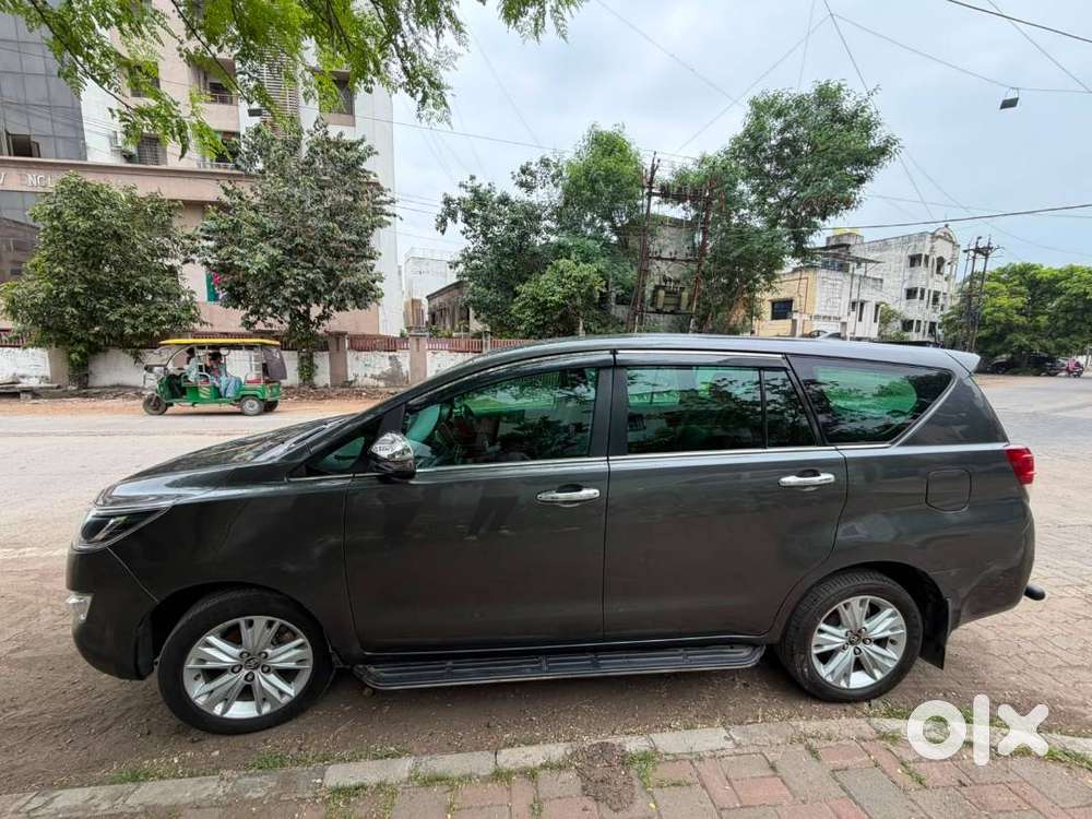 Toyota Innova Crysta 2018