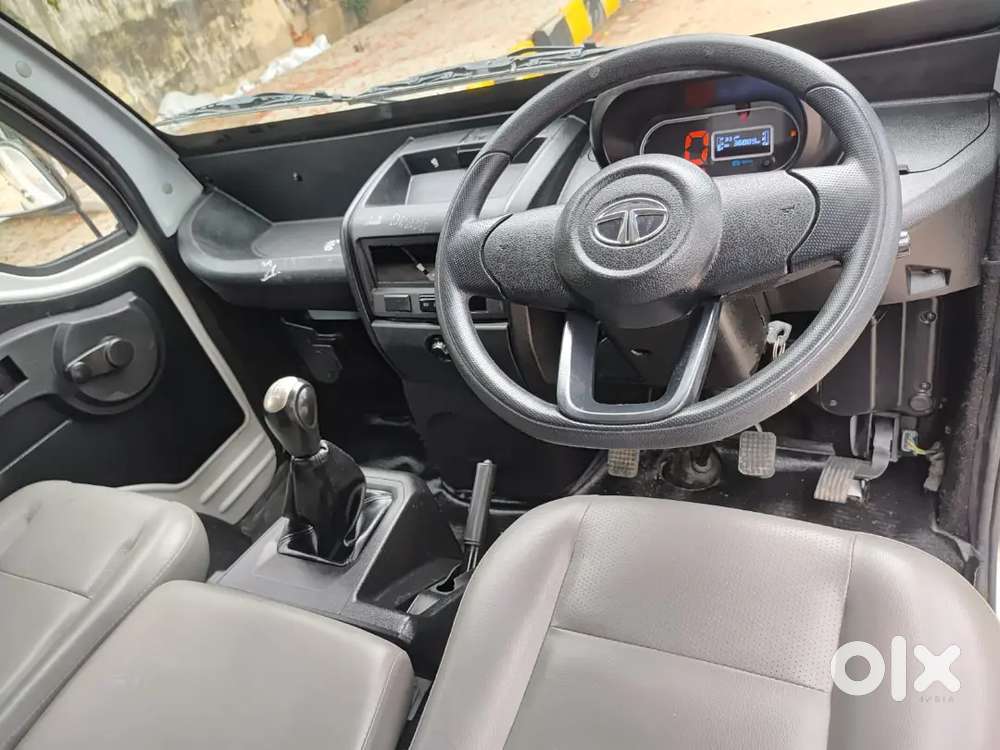 Tata Safari Ev 2024 Petrol 38000 Km Driven