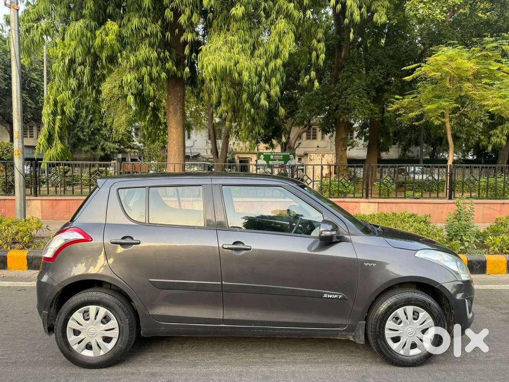 Maruti Suzuki Swift Vxi Optional, 2017, Petrol