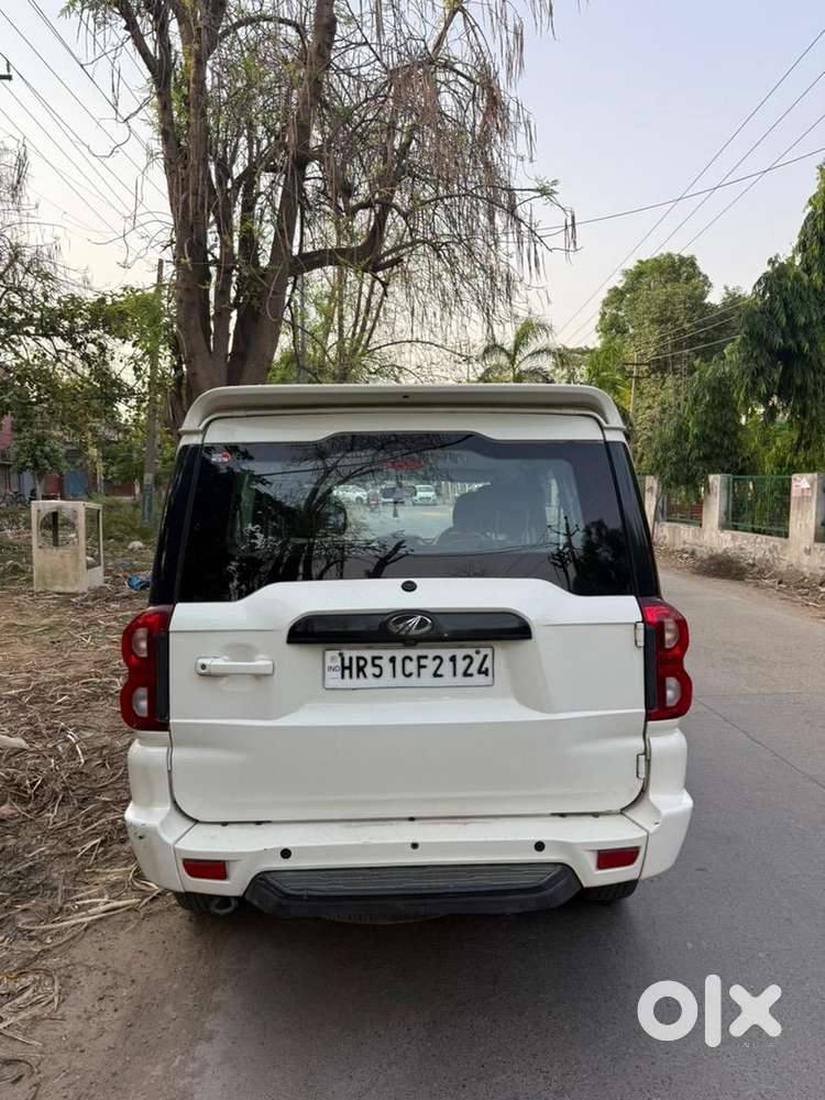 Mahindra Diesel Car 2021