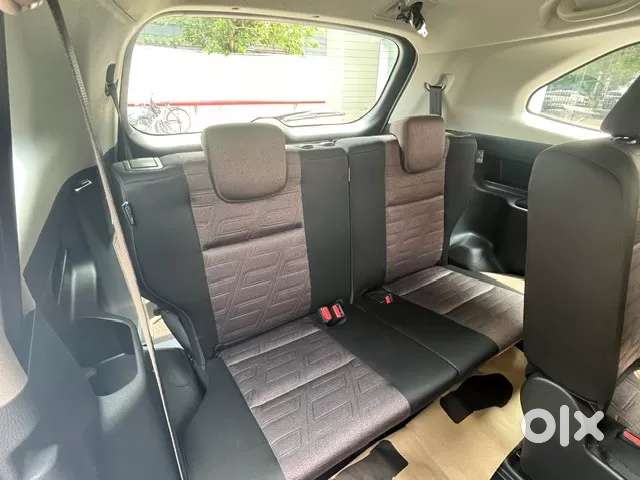 Toyota Innova Hycross 2.0 Vx Hybrid 7 Str, 2026, Petrol
