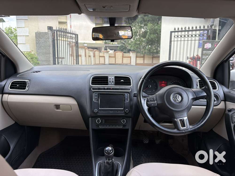 Volkswagen Polo Petrol Highline 1.2l, 2013, Petrol