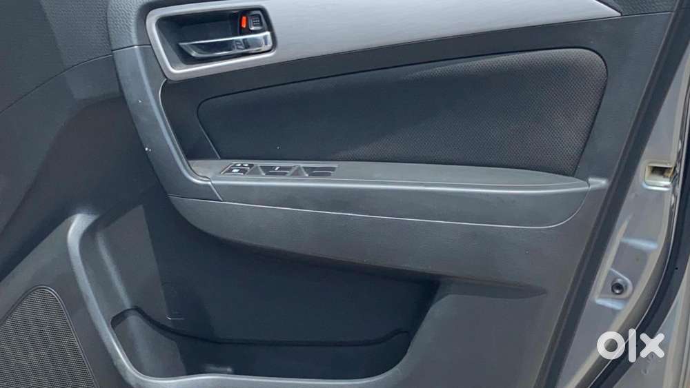 Maruti Suzuki Vitara Brezza Zdi, 2017, Diesel
