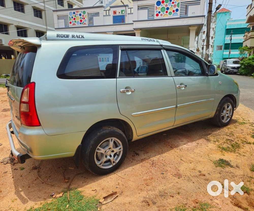 Toyota Innova 2.5 G (diesel) 8 Seater, 2006, Diesel