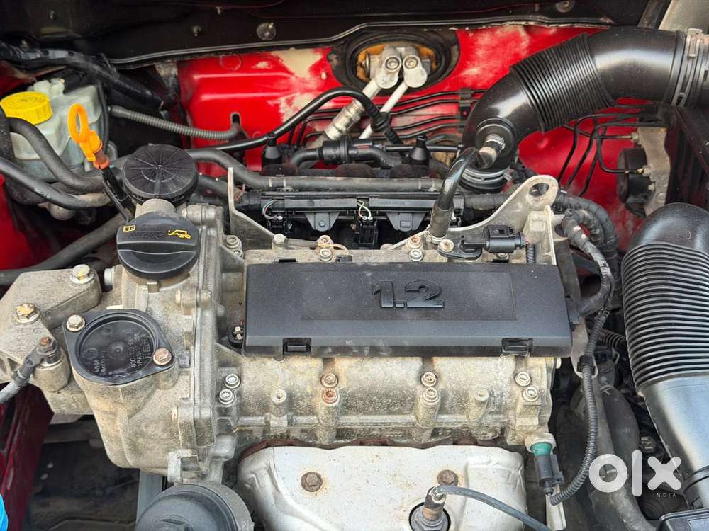Volkswagen Polo Petrol Highline 1.2l, 2011, Petrol