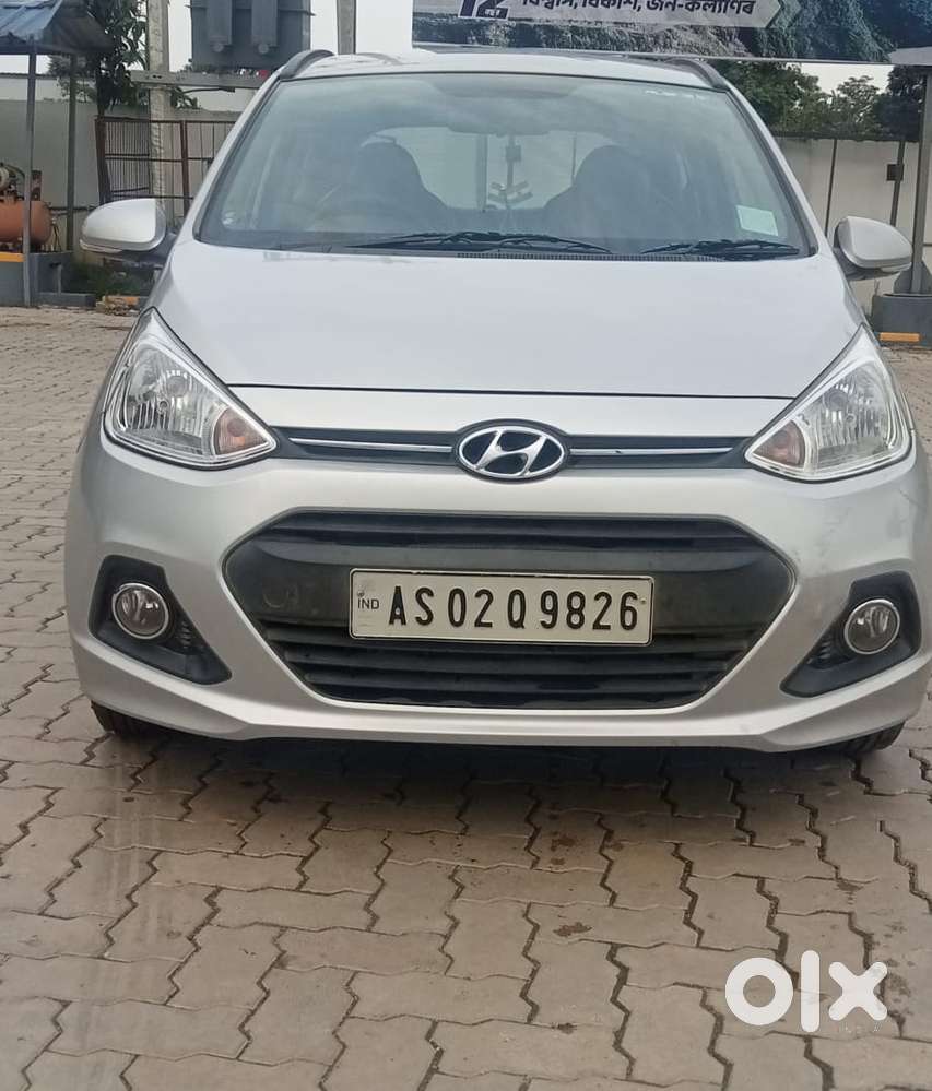 Hyundai Grand I10 Sportz, 2016, Petrol