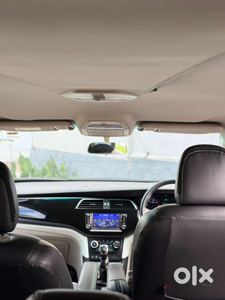 Mahindra Marazzo M6 8str, 2019, Diesel