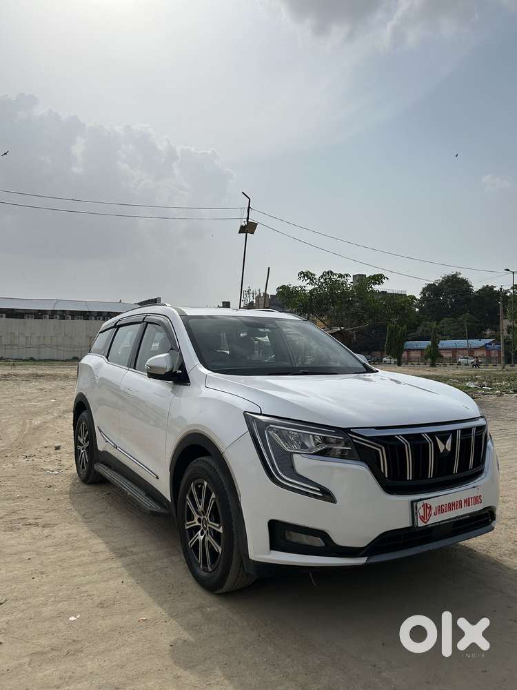 Mahindra Xuv700 2.0 Ax 7 Petrol At Luxury Pack Str, 2023, Petrol