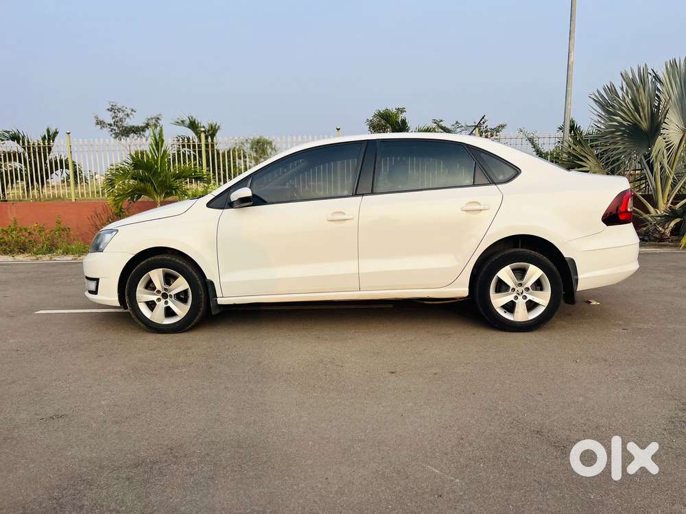 Skoda Rapid 1.5 Elegance Tdi Mt, 2018, Diesel