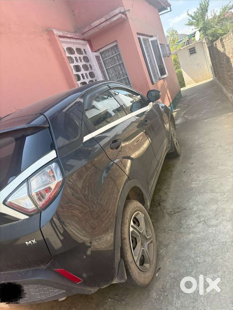 Tata Nexon Petrol 2018