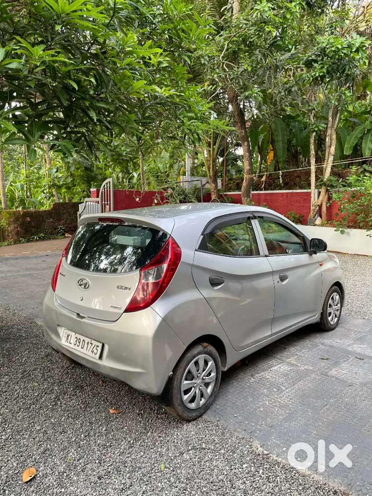Hyundai Eon 2011 Petrol Well Maintained
