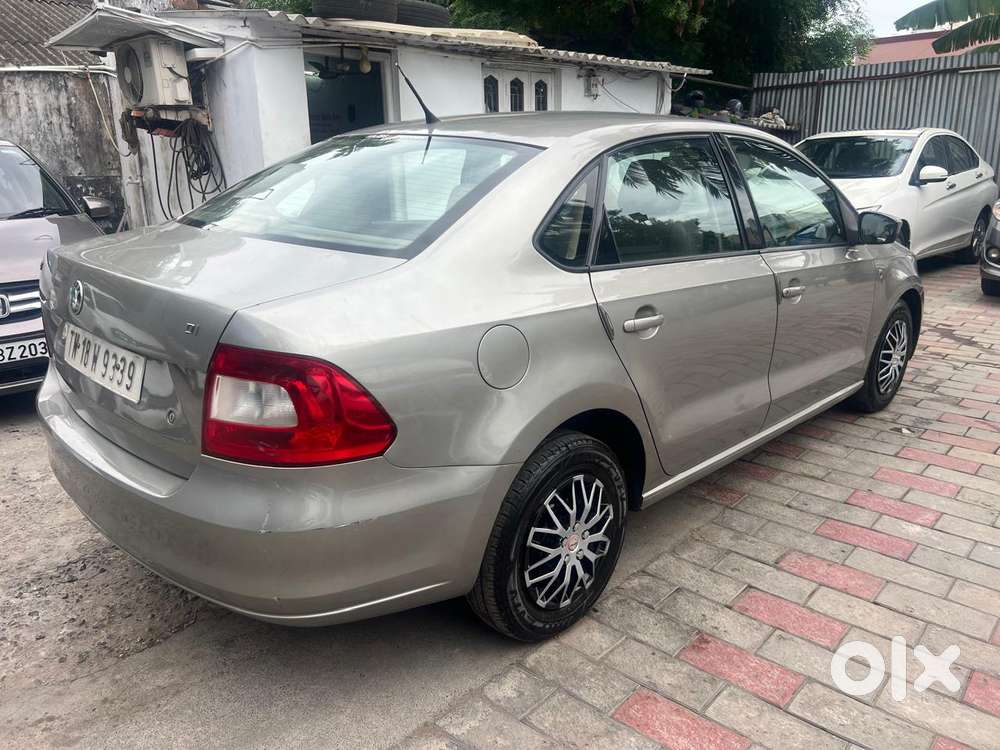 Skoda Rapid 1.6 Tdi Ambition, 2012, Diesel